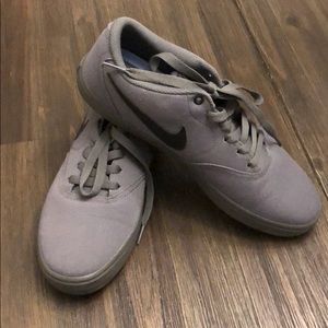 Nike SB Charge Skate Shoes